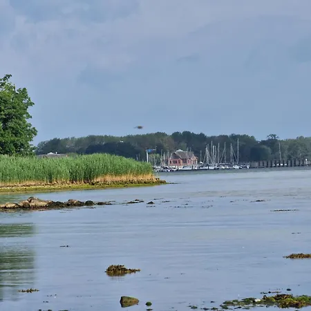 # Urlaubsreif 아파트 *